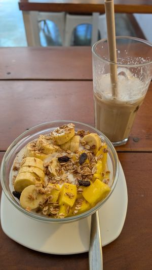 Yoghurt bowl and iced latte at Epic Cafe in Coron
