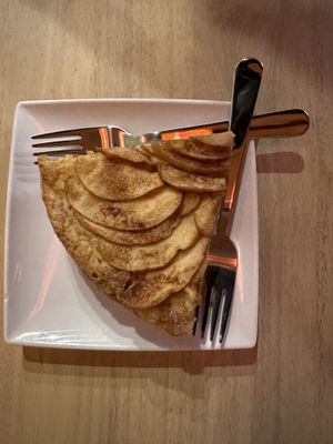 German Apple cake #Veganuary at Alice & Friends at The Glen in Glenview
