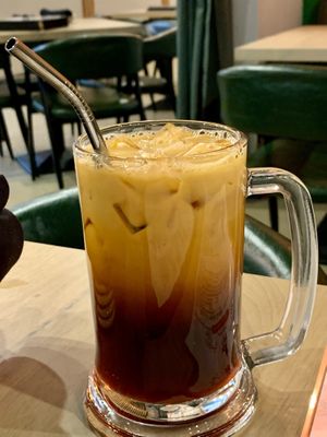   at Alice & Friends at The Glen in Glenview