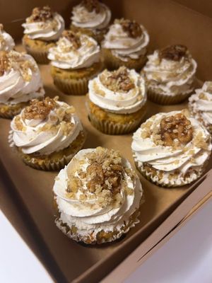 Catering - carrot cupcakes at Alice & Friends at The Glen in Glenview