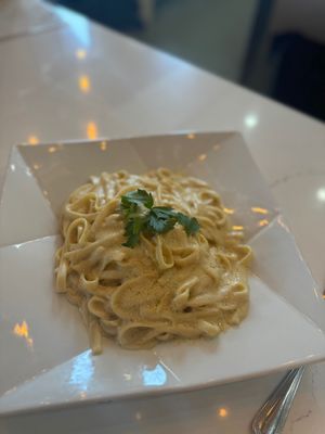 Fettuccine Alfredo Pasta  at Alice & Friends at The Glen in Glenview