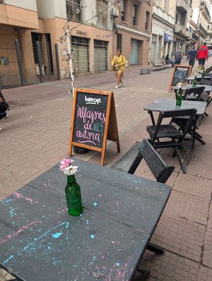 Outside sitting at Kerop Cafe & Tattoo in Montevideo