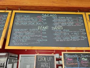 Vegan options at Farm Stand Deli in Hood River