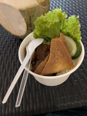 Vegan Potato Rendang Rice Bowl at Vegegan in Kuta