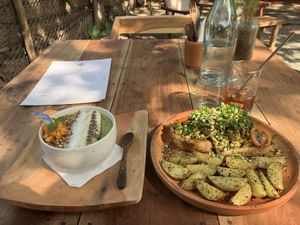 my set for breakfast 😎  at Harmunis Vegan Brunch in Tangalle