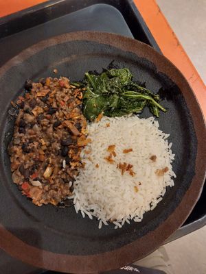 Daily special main "feijoada" with rice at Alma Vegan Food in Santiago