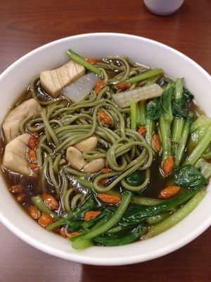 herbal alga noodle soup at Tai Lai in Taipei