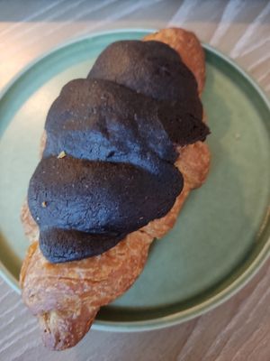 Peanut butter and chocolate crookie at Maya Bakery & Bar in Hong Kong Island