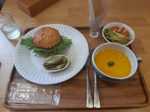 Burger Lunch Set at Cafe La Terre カフェラテール in Yamagata