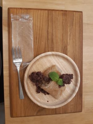 Dessert: Galette with sweet soy milk filling and azuki beans at Cafe La Terre カフェラテール in Yamagata