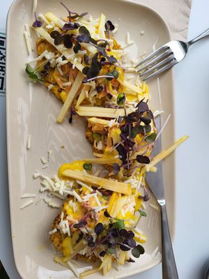 Muchamama vegan tacos at Machamama Botanico in Tenerife