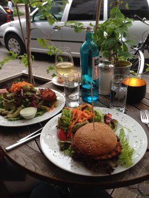 vegan burger  at Ginkgo in Frankfurt