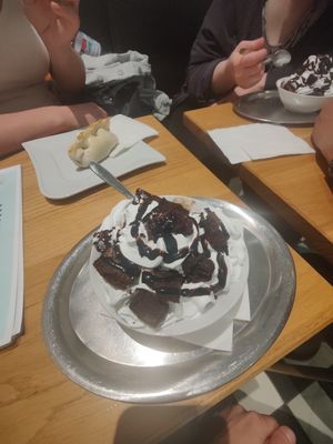  at Schweiger's Mint in Frankfurt