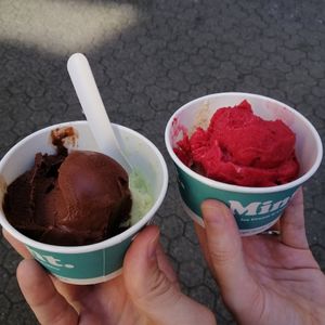  at Schweiger's Mint in Frankfurt