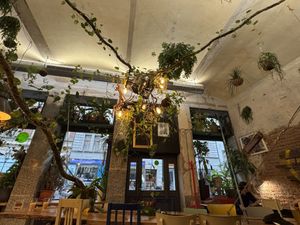   at Myslíš? in Prague