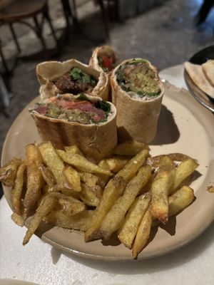 Pita falafel  at Fatouch in Sevilla