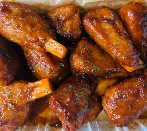 Vegan Wings at Vegetarian To Go in Decatur