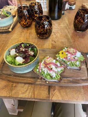 Avocado toast with incredible vegan feta! The salad had an amazing dressing    at Grignote in Pau
