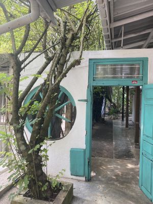 The way to the spa rooms  at Spa Una & Eco Café in Unawatuna