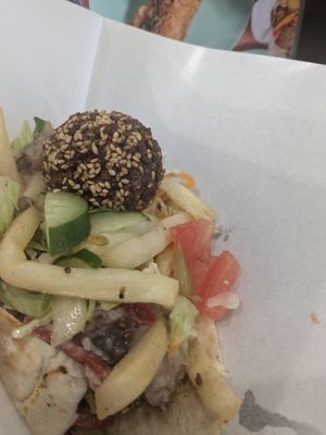  at Arabic Cafe & Deli Abu Essam in Tokyo