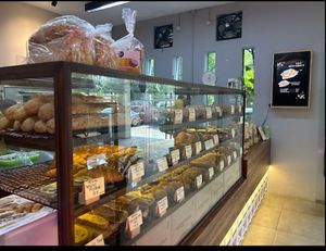Choices at Sarae Bakes in Bandung