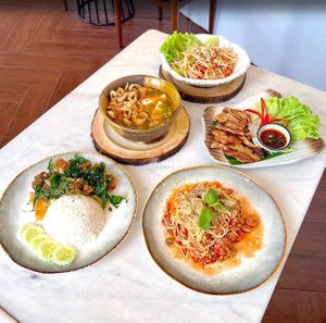  at Kem-Kon Pahurat (เข้ม-ข้น พาหุรัด) in Bangkok