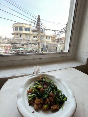   at Kem-Kon Pahurat (เข้ม-ข้น พาหุรัด) in Bangkok