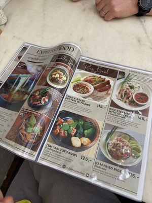   at Kem-Kon Pahurat (เข้ม-ข้น พาหุรัด) in Bangkok