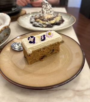  Carrot cakee  at Kem-Kon Pahurat (เข้ม-ข้น พาหุรัด) in Bangkok