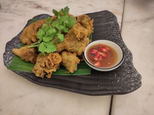  at Kem-Kon Pahurat (เข้ม-ข้น พาหุรัด) in Bangkok