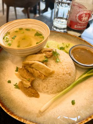   at Kem-Kon Pahurat (เข้ม-ข้น พาหุรัด) in Bangkok