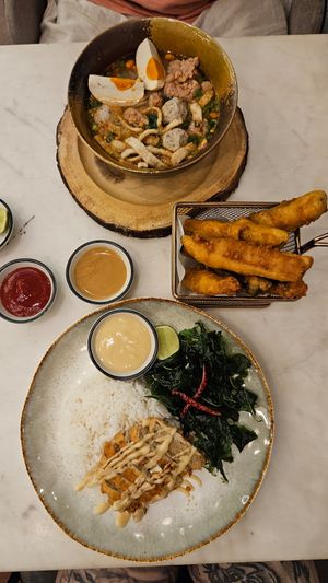  at Kem-Kon Pahurat (เข้ม-ข้น พาหุรัด) in Bangkok