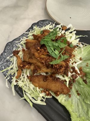 Fried chicken  at Kem-Kon Pahurat (เข้ม-ข้น พาหุรัด) in Bangkok