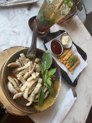   at Kem-Kon Pahurat (เข้ม-ข้น พาหุรัด) in Bangkok