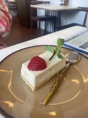 Cheesecake  at Kem-Kon Pahurat (เข้ม-ข้น พาหุรัด) in Bangkok