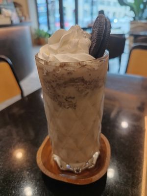  at Kem-Kon Pahurat (เข้ม-ข้น พาหุรัด) in Bangkok