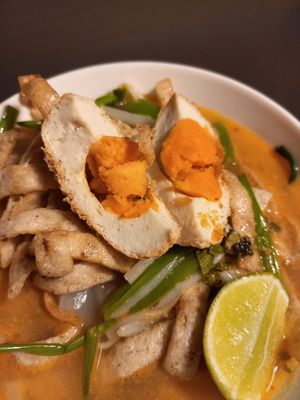 Vegan egg! at Kem-Kon Pahurat (เข้ม-ข้น พาหุรัด) in Bangkok