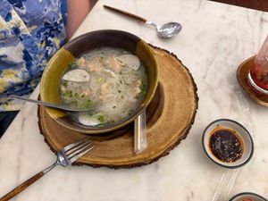 Noodle soup at Kem-Kon Pahurat (เข้ม-ข้น พาหุรัด) in Bangkok