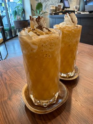  at Kem-Kon Pahurat (เข้ม-ข้น พาหุรัด) in Bangkok