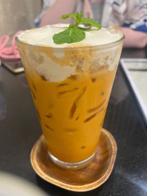  at Kem-Kon Pahurat (เข้ม-ข้น พาหุรัด) in Bangkok