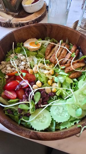 Fried Pork Salad (could have used more sauce and fried pork) at Kem-Kon Pahurat (เข้ม-ข้น พาหุรัด) in Bangkok