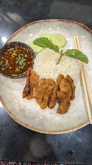  at Kem-Kon Pahurat (เข้ม-ข้น พาหุรัด) in Bangkok