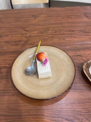   at Kem-Kon Pahurat (เข้ม-ข้น พาหุรัด) in Bangkok