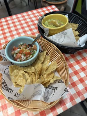   at POTZALIA in Lisbon