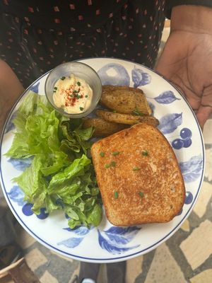  at La Cafteuse - Café-Brocante in Grenoble