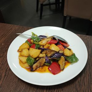 A48: Melanzane e patate con peperoncino at Ming Xuan Ge in Bolzano