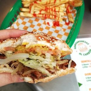 Sencilla #Veganuary at Hamvurguesas al Carbon in Mexico City