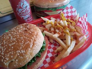  at Hamvurguesas al Carbon in Mexico City