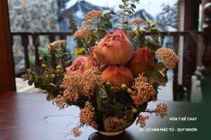 Hình ảnh hoa tươi nhà hàng chuẩn bị cho các bàn tiệc khi có sự kiện đặt biệt!
Nhà hàng Hứa Ý Đế Chay mang đến những món chay Á - Âu!
Đ at Hứa Ý Đế Chay in Qui Nhon