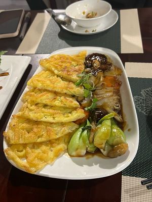 Mỳ Quảng áp chảo rau cu8r giòn at Hứa Ý Đế Chay in Qui Nhon